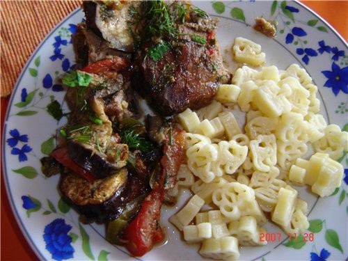 Спасибочки Лене milovidova за оооооооооооочень вкусное мясо "МЯСО СЛОЕНОЕ С ОВОЩАМИ" Не успела сфо...
