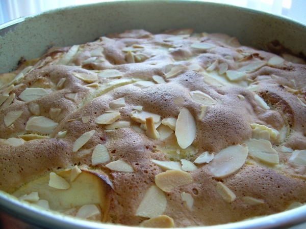 Ларочке принесла спасибо за БИСКВИТНЫЙ ЯБЛОЧНЫЙ ПИРОГ , вкус детства, спасибо за вкусное напоминани...