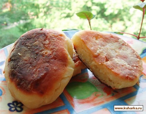 Спасибо Сегодня на завтрак были очень вкусные сырники , клубника и лимонный напиток