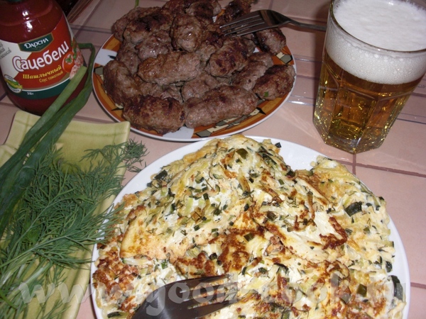 Девочки(мальчики), давайте поужинаем