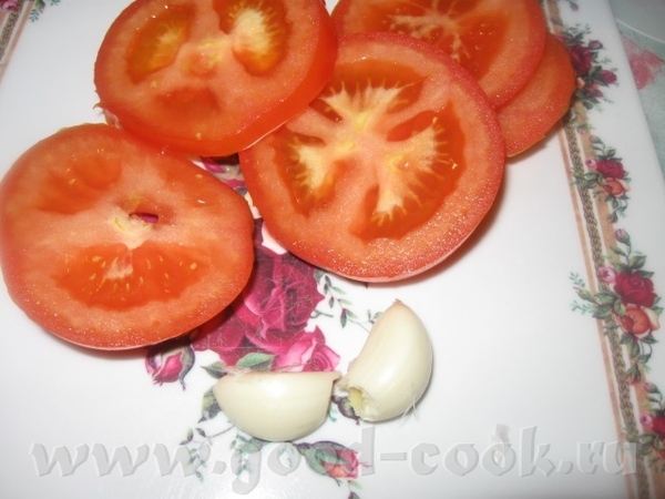 ГОРЯЧАЯ ЗАКУСКА ИЗ ПОМИДОРОВ, СЫРА И ЧЕСНОКА, ОБЖАРЕННЫХ В ЛАВАШЕ Вкусная закуска на «скорую руку»... - 3