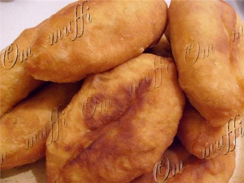 Сейчас я буду вас угощать пирожками с картошкой и жареным лучком Ой, да