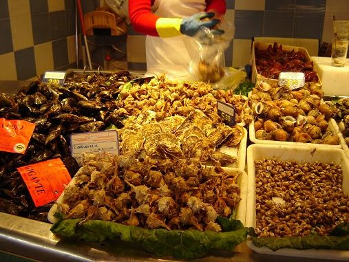 Яйца на любой вкус,цвет,размер(большое яйцо,на котором написана цена - страусиное) - 2