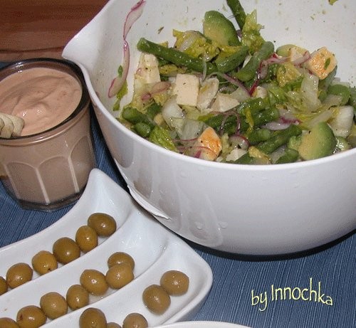 САЛАТ ОТ ЛЮБИМОГО Очень вкусныи салат, но как и со всеми рецептами из етого источника, могу дать то...