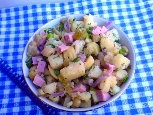 Теплый картофельный салат