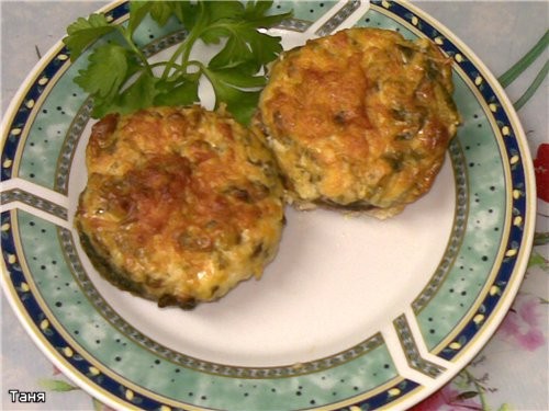 Шампиньоны,фаршированные сыром и шпинатом,запеченные У меня оставалось грамм 150 начинки от Самбуса... - 3