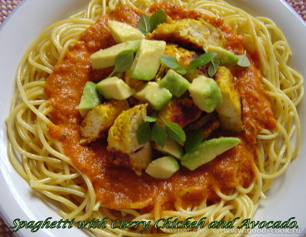       Spaghetti with Curry Chicken and Avocado