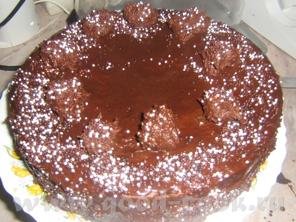 Шоколадный торт с трюфелями Рецепт из книги "Мир выпечки