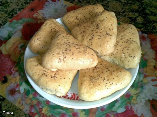 Пирог-хлеб с тунцом Пирожки треугольники с тыквой и шпинатом Гнездышки из слоенного теста с мясом и... - 3
