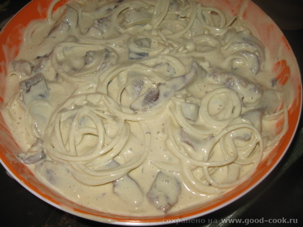 Перемешиваем и выкладываем кусочки сельди - 3
