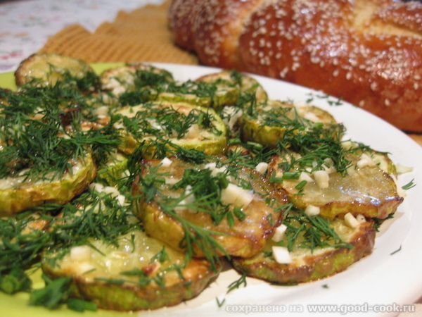 ХАЛА от Жареные кабачки с чесночком и укропом Вареники с картошкой и лисичками Тушеная капуста с са... - 3
