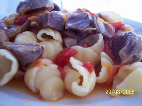 вот ты говоришь, что сосиски не вкусный, видишь как у тебя всё вкусненько все этот перевёртыш хваля...