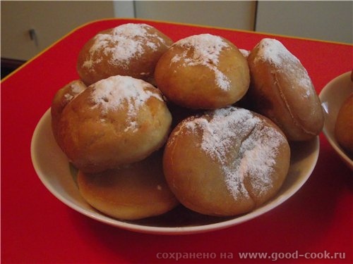 Леночка, спасибо за прекрасный рецепт пончиков (Берлинские пончики), я делала и с начинкой и без нее, очень вкусно