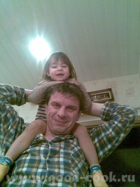 Не поверишь, я тоже папеньке Жужу в пример ставила))) Вывод - Жужа вознесена на недосягаемую высоту...