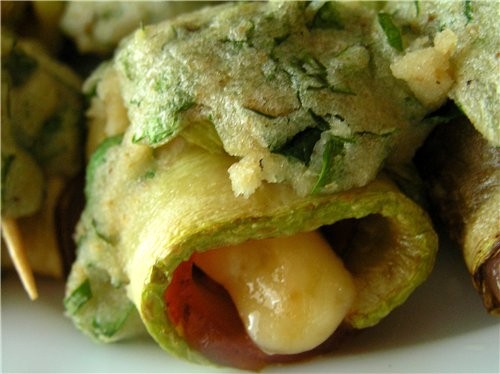 Вот очень вкусный вариант рулетиков из кабачков - 2