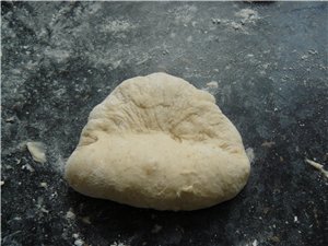 Насчёт хрустящности булочек название, конечно, передёргивает, пока горячие, они были действительно... - 3