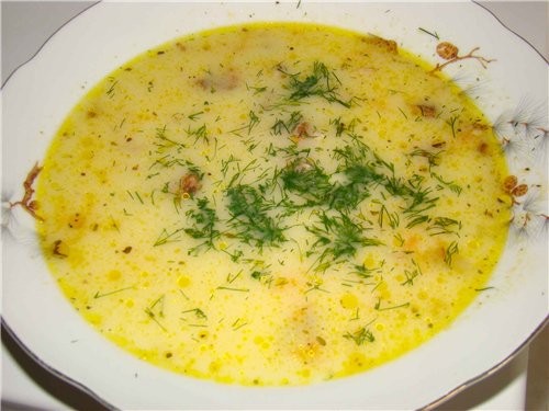 Суп сырный с копчеными ребрышками