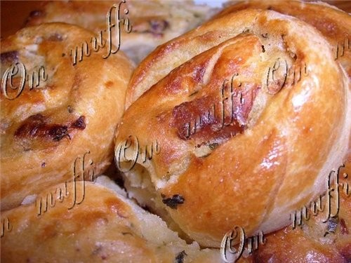 ЗАВИТУШКИ С КАРТОФЕЛЕМ И ШКВАРКАМИ Сметана - 500гр - 2