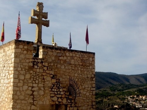 и вот наконец сам зАмок El santuario de la Vera Cruz Это очень красивый архитектурный ансамбль, вла... - 7