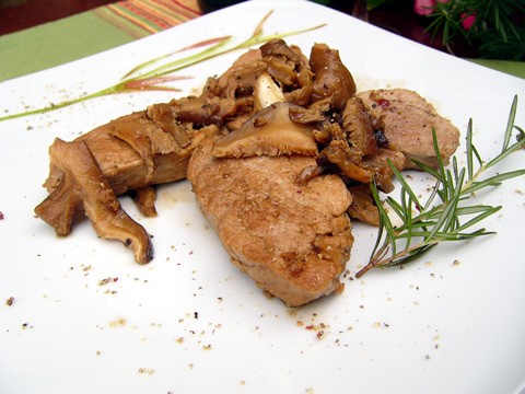 Pork with Marsala Wine and Juniper Cвинина в Марсале с можжевельником на 4 порции понадобится 30г с... - 2