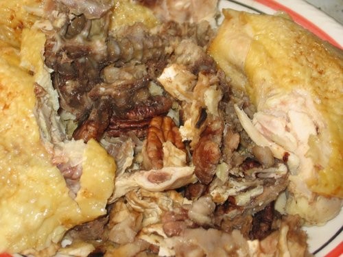 Куриные фотографии получились не очень красивые Курица фаршированная мацой и орехами пекан - 4