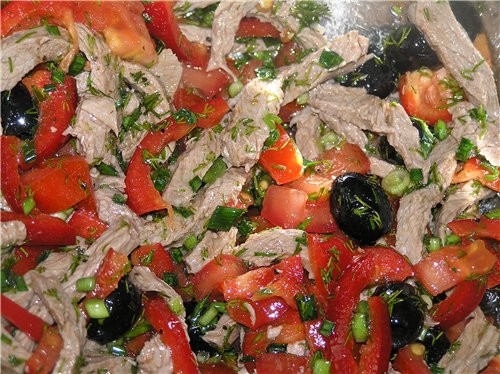 Овощной салатик это всегда вкусно, а сегодня я решила его подать в одном из самых любимых в моей се... - 2