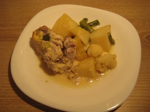 Рулетики из свинины с грибами, сыром и картофелем - 5