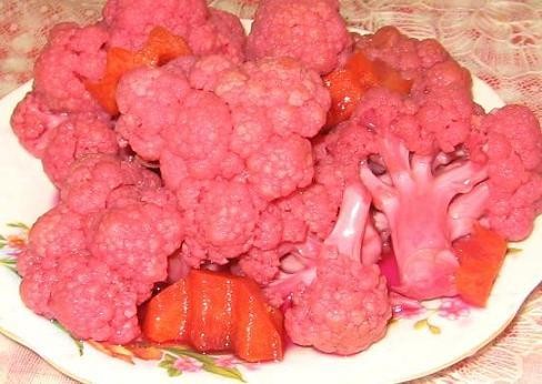 Девочки, какие молодцы, сколько всего вкусного наготовили - 3