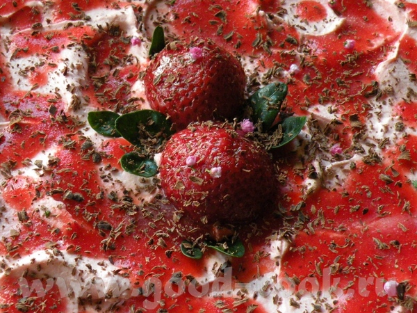 ТОРТ БЕЗОВЫЙ С МАСКАРПОНЭ И МУСОМ КЛУБНИЧНЫМ Безе: белки (5 штук), 20 гр сахара Мус: 200 гр свежих... - 3