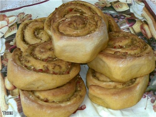 Хлебно-мясной батон с капустой Хлебный кругляш с баклажаном и сыром Дрожжевые булочки с овощной пас... - 4