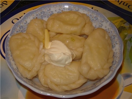 салатики вкуснятинки а крылышки поджаристые