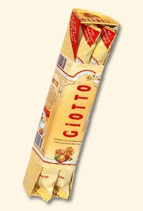 ТОРТ "GIOTTO" Тесто: 150 г маргарина 150 г сахара 4 яйца 200 г молотого лесного ореха 50 г муки 1 ч - 2