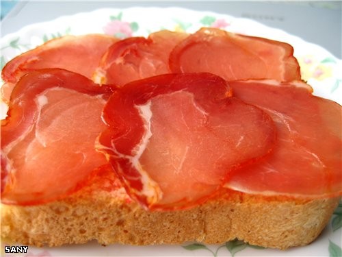        (jamon cerrano)    ...