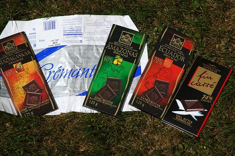 ну раз такое пошло, тогда делись, какой тебе шоколад нравится, я тоже поробовать хочу