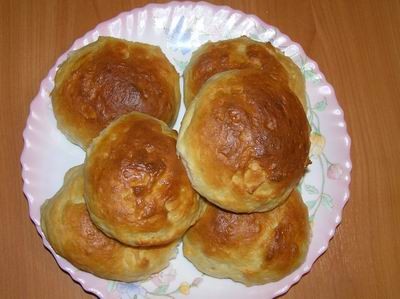 Язык отварной с хреном Хлебные булочки Салат из морской капусты с крабами - 2