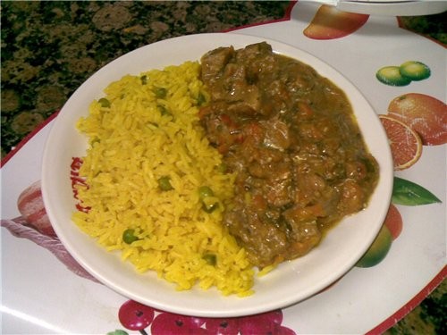 Мясо с овощами и гарниром из риса 800 г говядины 2 луковицы 1 большая морковь 1 сладкий перец зелен... - 3