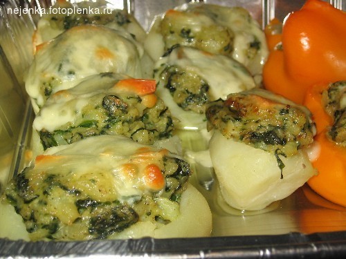 А я с большущей спасибой пришла к Оксанке за очень вкуснючий рецептик КАРТОШЕЧКИ СО ШПИНАТОМ