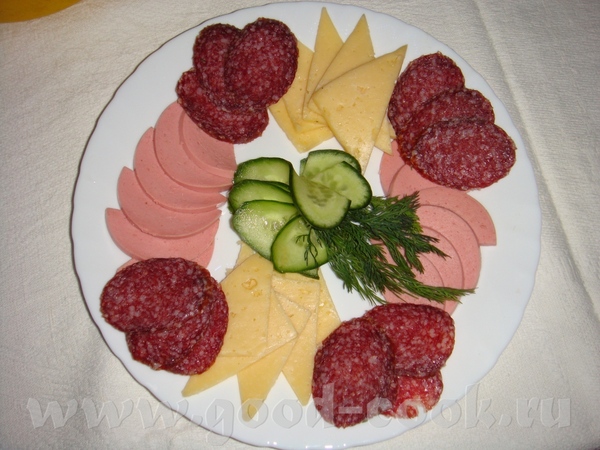 селедка под шубой, с вот такой коровкой мимоза с горбушей крабовый салатик с грибами "оливье" салат... - 7