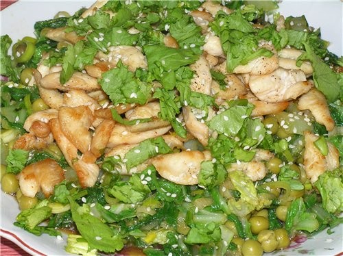 Азиатский салат с курицей