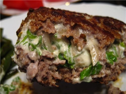 Мясные зразы с маскарпоне Получаются очень сочные и нежные зразы