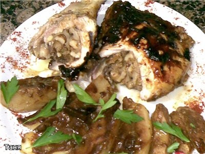 Куриные окорочка,фаршированные мацой и орехами Идею фарширования мацой с орехами взяла у Люси с это... - 4