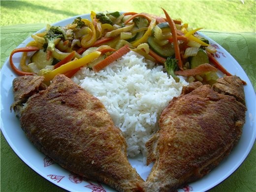ПИКАНТНЫЕ ЖЁЛТО-ЗЕЛЁНЫЕ ОВОЩИ ЖАРЕНЫЕ В WOK 1 цуккини (порезать крупными колечками) 1/3 брокколи (р... - 2