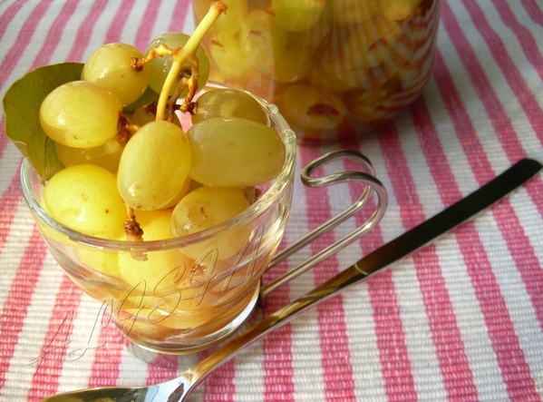 МАРИНОВАННАЯ СЛИВА И ВИНОГРАД К МЯСУ