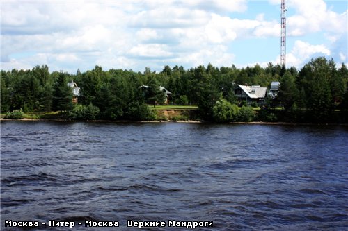 Подплываем к деревне Верхние Мандроги - 2
