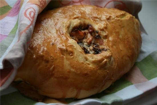 25 января у меня был праздничный ужин ,такой Свекла по-корейски рулетики из рыбы Кулебяка с лососем... - 3