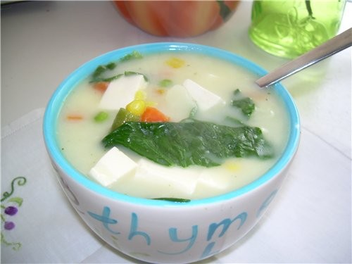 Салат« Этаж» из садовых овощей Пицца куриная с овечьим сыром и сладкими перцами Китайский суп со Шп... - 4
