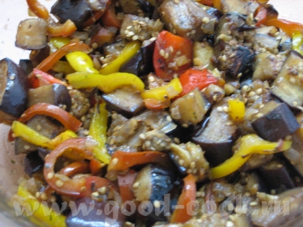 Я вот вкуснятинку принесла
