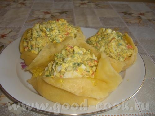 Корзиночки с крабовыми палочками