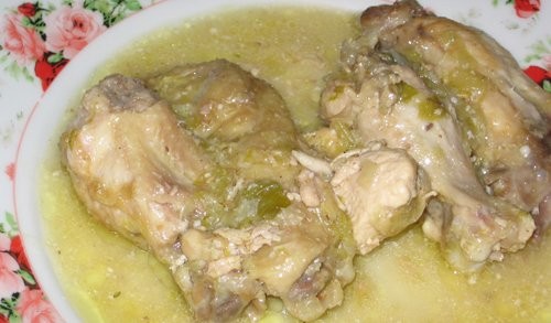 Курица с луком-пореем Фотографии не очень аппетитные, зато блюдо вкусное, нежный соус
