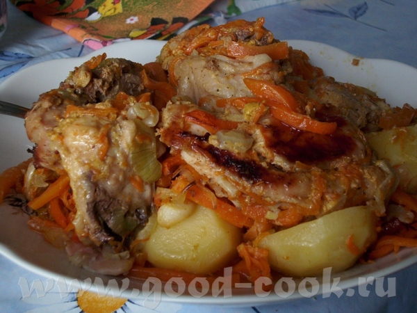 Сегодня у нас было СОЧНАЯ КУРИЦА С КАРТОФЕЛЕМ, ЗАПЕЧЁННАЯ В РУКАВЕ Испекла хлеб от Наташи и Марины...